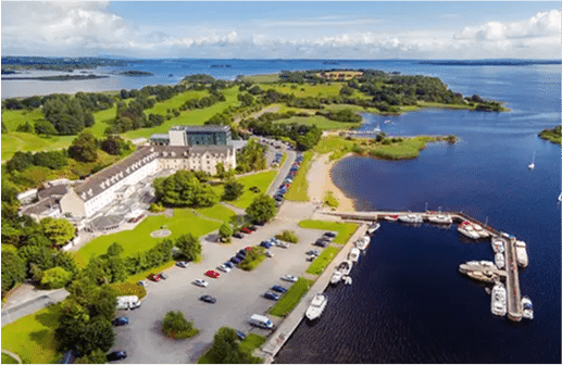Hodson Bay Hotel